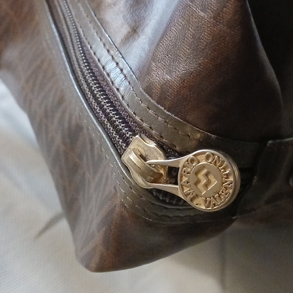 Valentino Bag - Picture 7 of 11